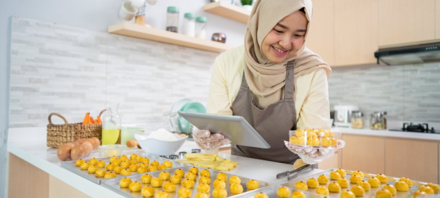 Ibu Rumah Tangga Jadi Jutawan Setelah Resep Rumahan Viral Di TikTok!